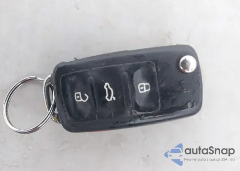 2015 Volkswagen Jetta 1.8T Se z USA, uszkodzony, nr VIN 3VWD17AJ0FM321957